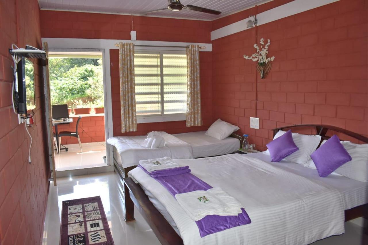 Camp Coorg Appartamento Madikeri Esterno foto